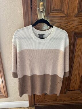 Matty M Colorblock Crewneck Sweater in White, Light Pink, Brown